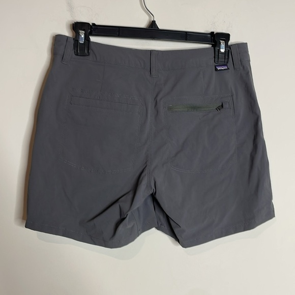 Patagonia | Women’s Grey 5in Inseam Shorts Size 2 - Picture 3 of 6